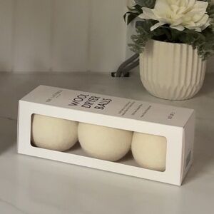 The Laundress Dryer Balls